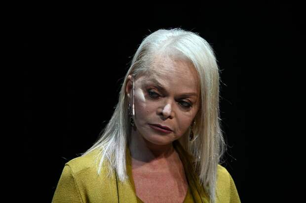 Долина рассказала о любви к театру и винилу