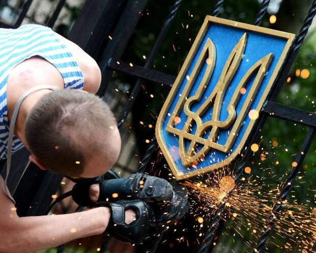 Прощай Порошенко: Луганск уходит Прощай Порошенко: Луганск уходит