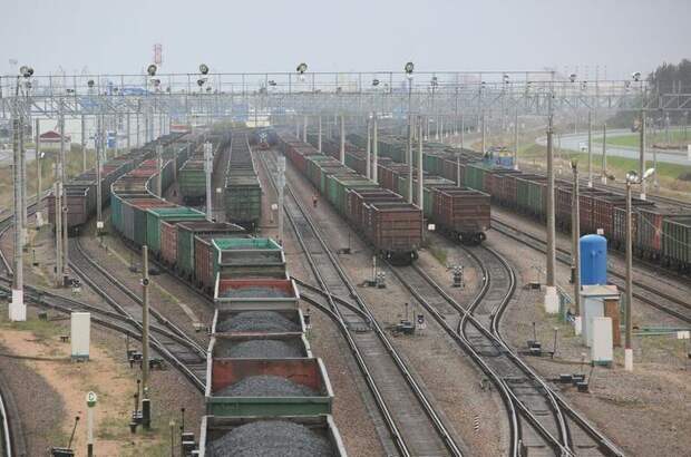ФАС установила надбавку 1% к грузовым ж/д тарифам с 1 марта