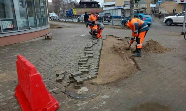 В Архангельске ресурсоснабжающие организации обязали восстановить благоустройство после зимних разрытий до 9 мая