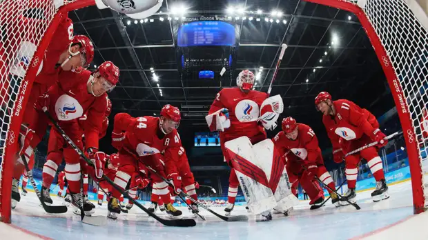 Битва за финал: Россия встречается со Швецией на хоккейном турнире Олимпиады в Пекине