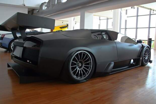 Экскурсия по музею Lamborghini