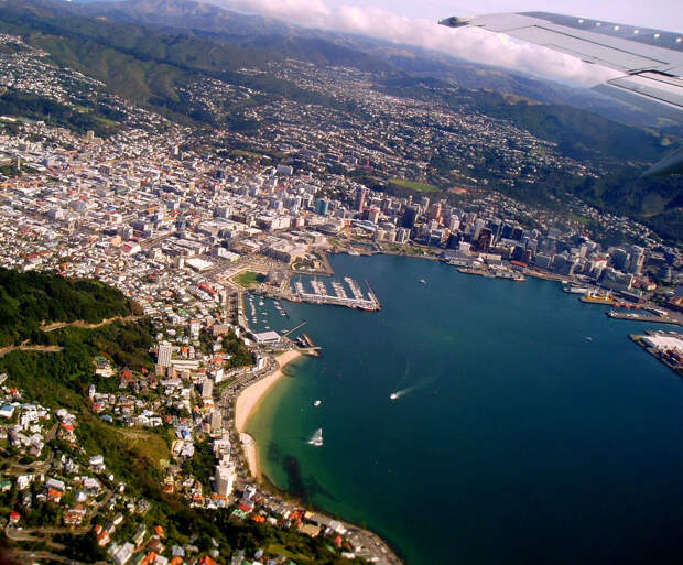 Мир из иллюминатора Through an Airplane Window 30 Мир из иллюминатора