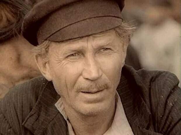 Иван Лапиков: жена бросила его с маленькой дочкой, но он смог простить супругу