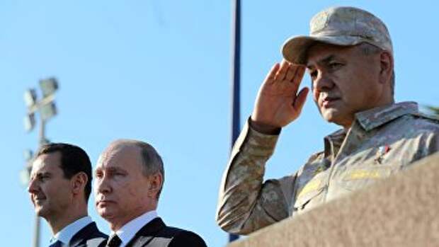 Владимир Путин, Башар Асад и Сергей Шойгу на авиабазе Хмеймим в Сирии