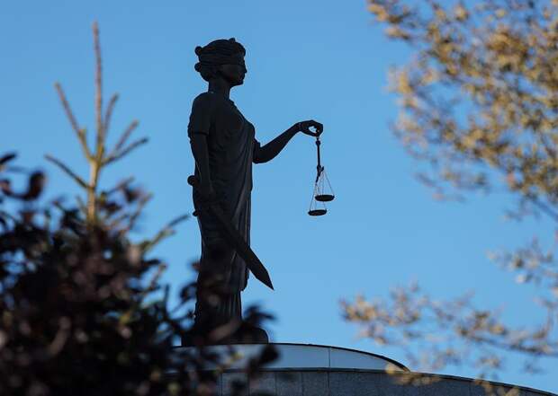 Россиянин сдал квартиры проституткам и лишился жилья