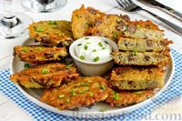 Фото к рецепту: Драники с жареной куриной печенью
