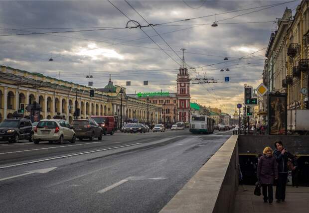 ID: 10834102 Дата съемки: 23.04.2015 Описание: Россия. Санкт-Петербург. Вид на Невский проспект. Руслан Шамуков/ТАСС