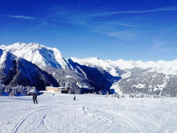 Двое из пяти пропавших в горах Пермского края туристов найдены мертвыми