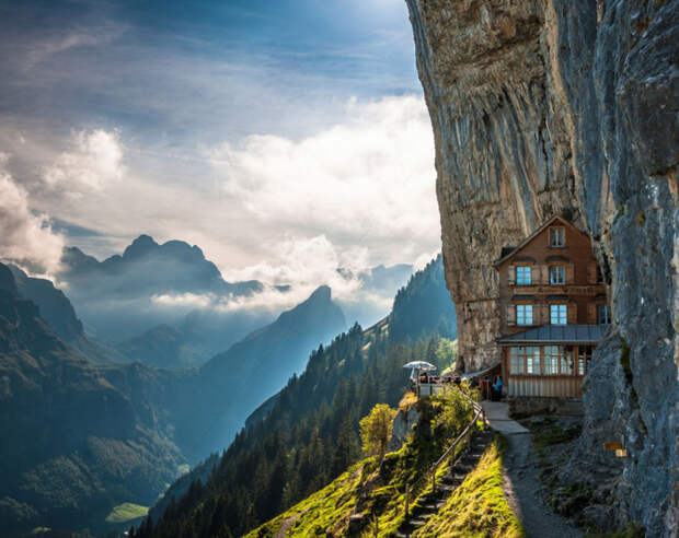 5. Отель «Эшергюстнаус» (Aescher Guesthouse) дома, пропасти, факты