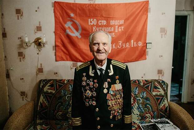 Последний участник штурма Рейхстага: Егорова и Кантарию выбирали мы сами Последний участник штурма Рейхстага: Егорова и Кантарию выбирали мы сами