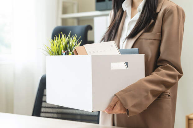 В США учительница показала коллеге фото с OnlyFans и лишилась работы