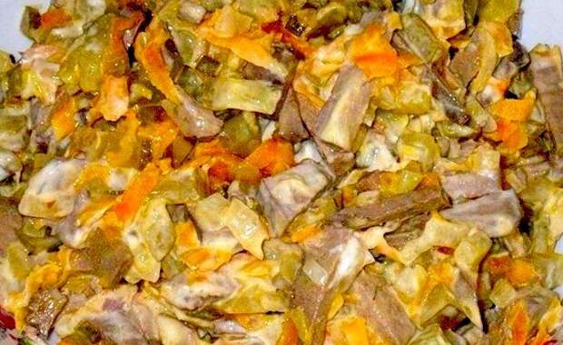 Для салата «Обжорка» использую всего 4 ингредиента! Необычайно вкусный салат из простых продуктов