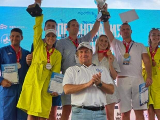 Сотрудники Следственного комитета России приняли участие в соревнованиях по плаванию на открытой воде