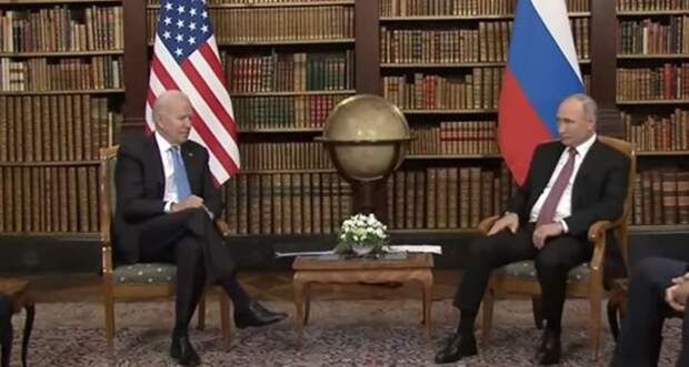 Знак: На встрече Путина и Байдена поставили глобус с российской Аляской…