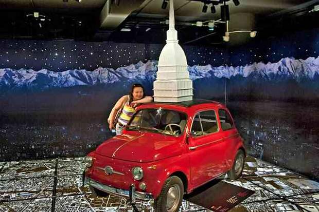 Музей авто истории в турине, италия. (трафик)