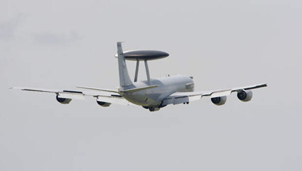 Самолет Boeing E-3 Sentry AWACS