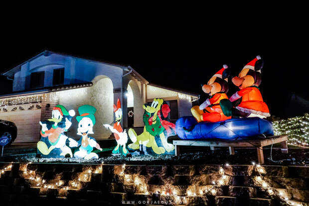 Christmas Card Lane 0-4.jpg