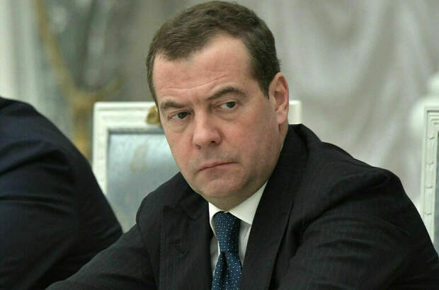 Дмитрий Медведев: Пусть теперь США и их союзники почувствуют на себе прямое применение российских вооружений со стороны третьих лиц