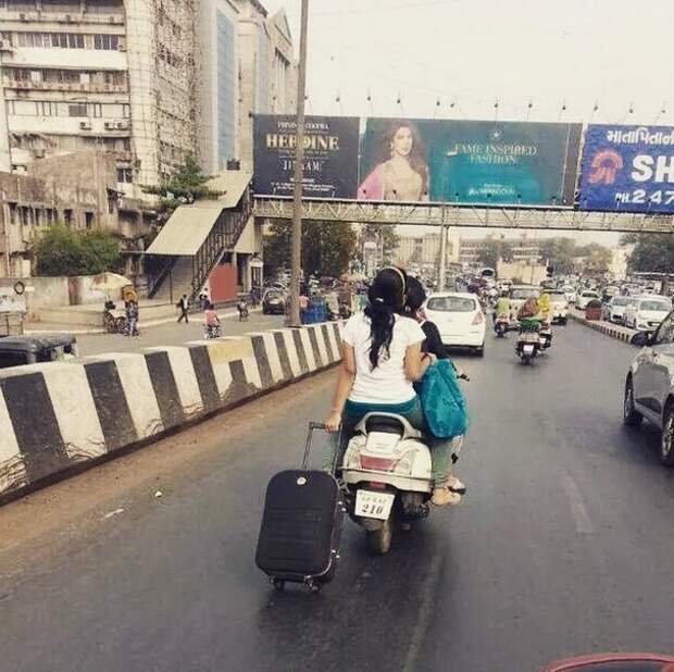 This woman, who vanquished two-wheeler space constraints.