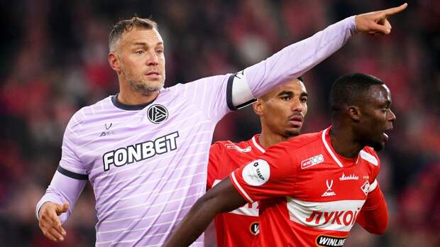 Дзюба встретился с главным тренером «Спартака» Карседо: «Приятно пообщались»