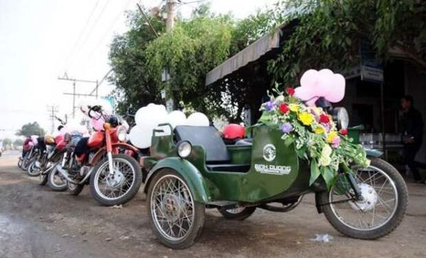 Свадьба на 40 мотоциклах «Минск».