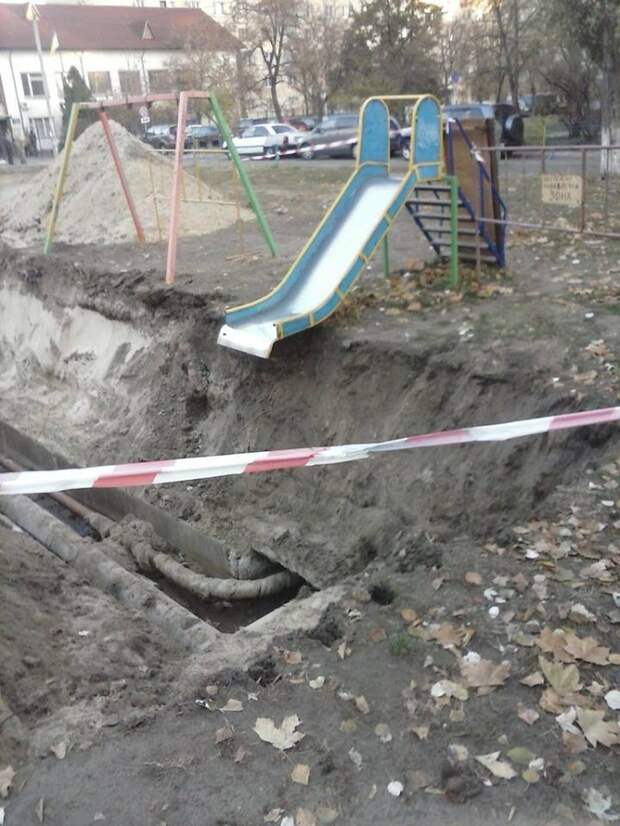 А коммунальщики подливают масло в огонь  дети, коты, прикол, юмор