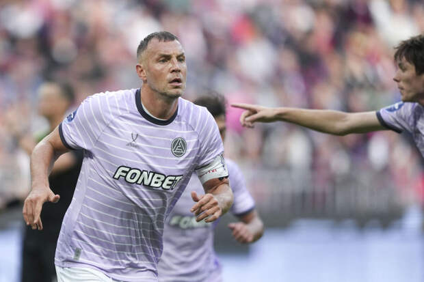 Футболист "Акрона" Дзюба рассказал о встрече с тренером "Спартака" Карседо