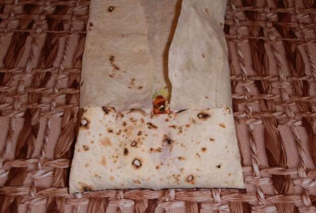 Шаурма с колбасой еда, своими руками