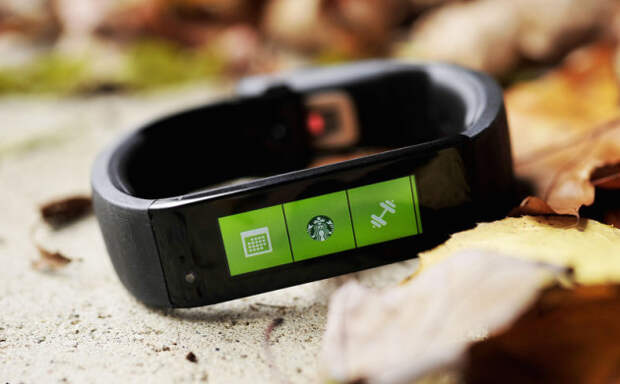 Microsoft_Band_Starbucks_leaves_hero