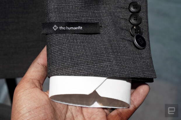 samsung-booth-wearables-gallery-5-1