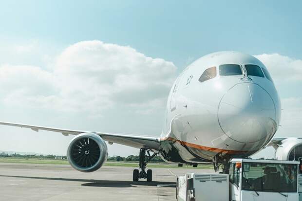 Китайские авиакомпании повысили топливные сборы, затронув пассажиров внутренних рейсов