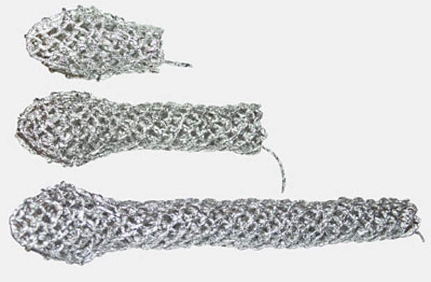Змея - плетение из фольги - своими руками. Символ 2013 года. Мастер-класс Олеси Емельяновой. Голова и шея змеи