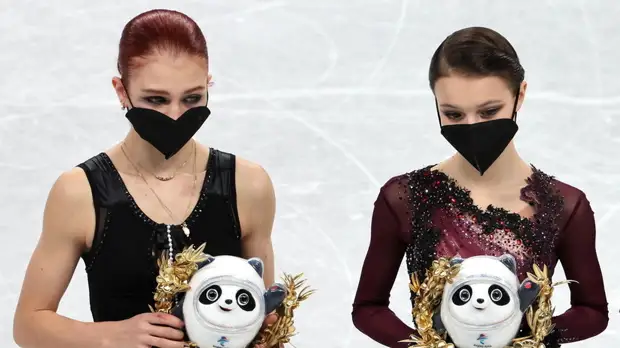 Плющенко высказался о Щербаковой и Трусовой после произвольной программы на ОИ-2022