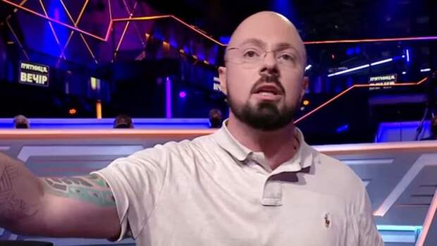 Политтехнолог Раимов довел до истерики представителя "Слуги народа" в прямом эфире