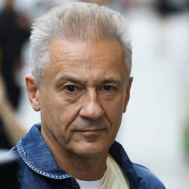 Театр Ермоловой прокомментировал слухи о заболевании Олега Меньшикова