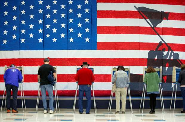 Американские политики подрывают основы государственности США