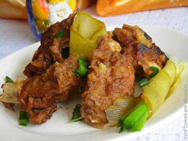 Ребрышки с луком Ребрышки с луком