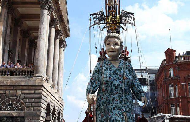 Театр Royal de Luxe и их механические марионетки