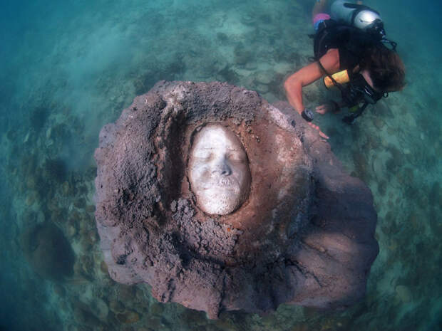 Красивые, но пугающие подводные скульптуры остров, риф, скульптура, таиланд