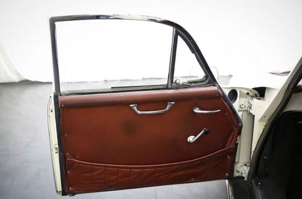 Полувековой сон: Porsche 356B Super 1963 года продают на eBay