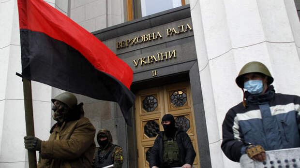 правый сектор Немного о происхождении символики бандеровцев.