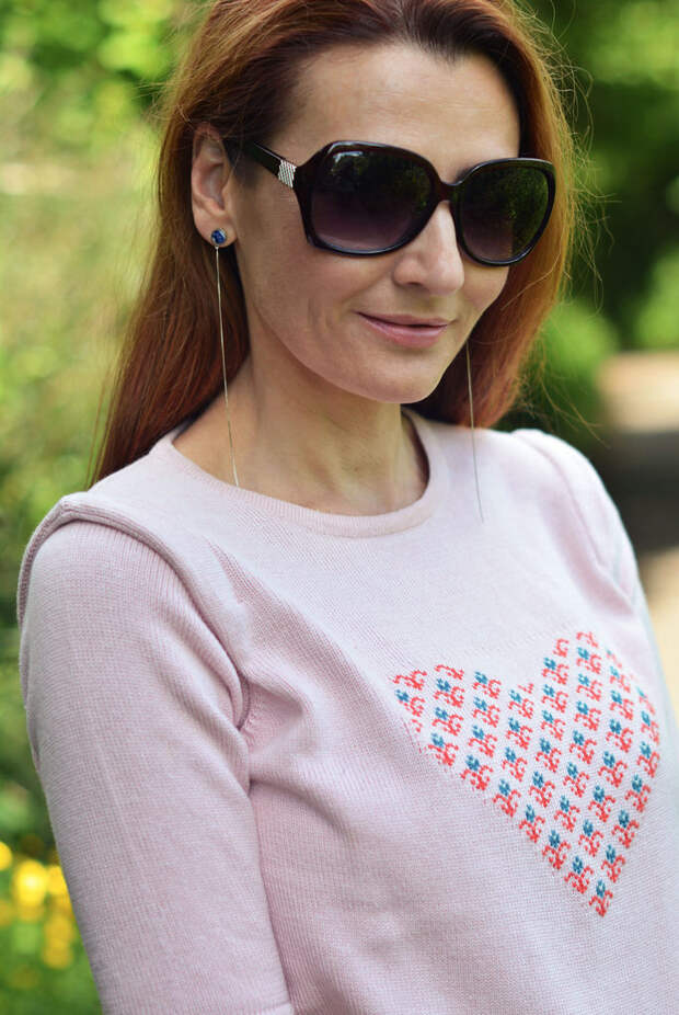 Pink heart motif sweater