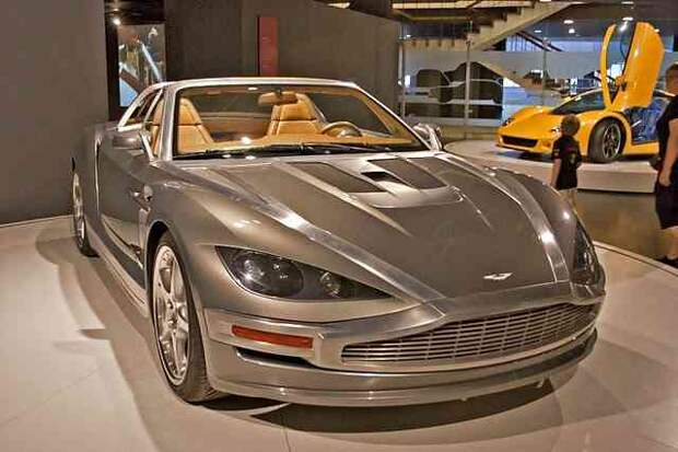 Музей авто истории в турине, италия. (трафик)