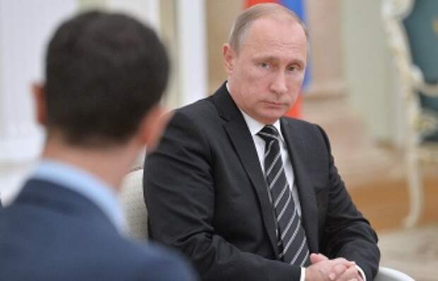 Президент РФ Владимир Путин во время встречи с президентом Сирии Башаром Асадом в Кремле
