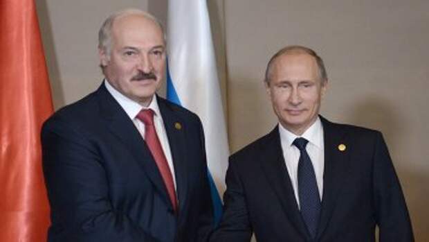 Президент РФ Владимир Путин и президент Белоруссии Александр Лукашенко. Архивное фото