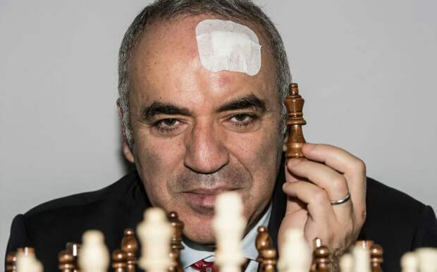 Террорист-шахматист Каспаров требует бить ракетами ATACMS по Ростову