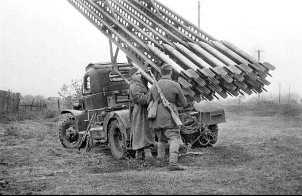 Развитие советской реактивной артиллерии в первый период Великой Отечественной войны