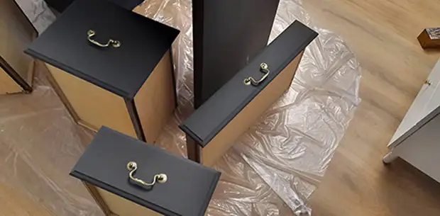 До и после: история одного "уставшего" стола