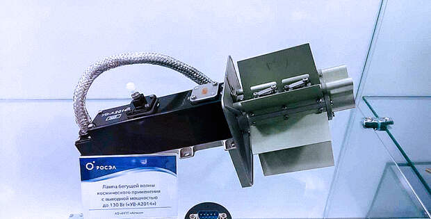 Французские комплектующие для российских спутников заменяют на отечественные